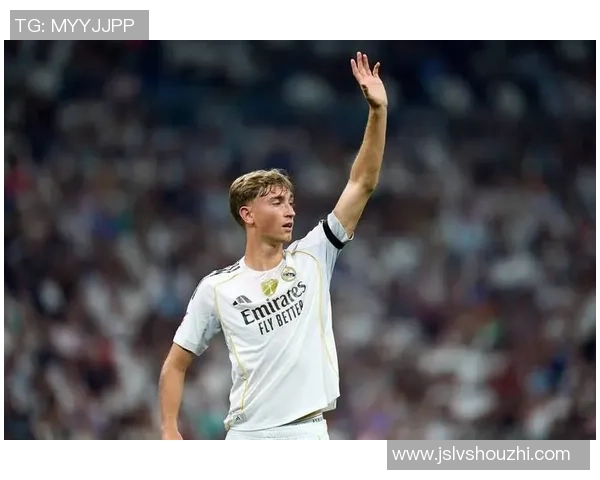 卡帕尼尼:皇马新一代希望,飒爽英姿征服伯纳乌